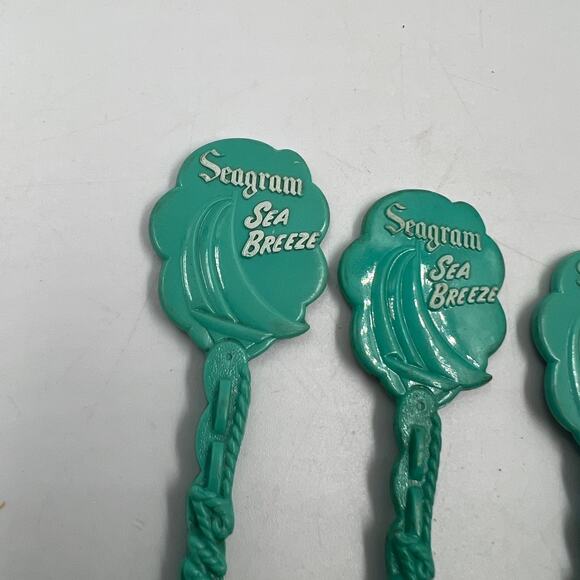 Vintage Plastic Swizzle Sticks Seagrams Sea Breeze Boat Anchor & Spoon Stirrers - Picture 6 of 7